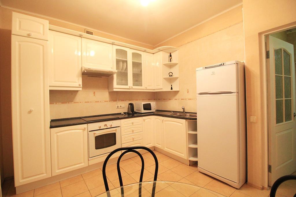 Apartment Poznyaky-Bazhana Kiev Luaran gambar