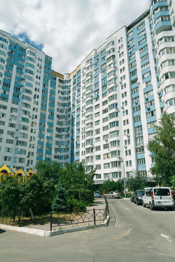 Apartment Poznyaky-Bazhana Kiev Luaran gambar
