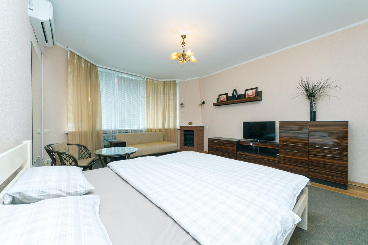 Apartment Poznyaky-Bazhana Kiev Luaran gambar
