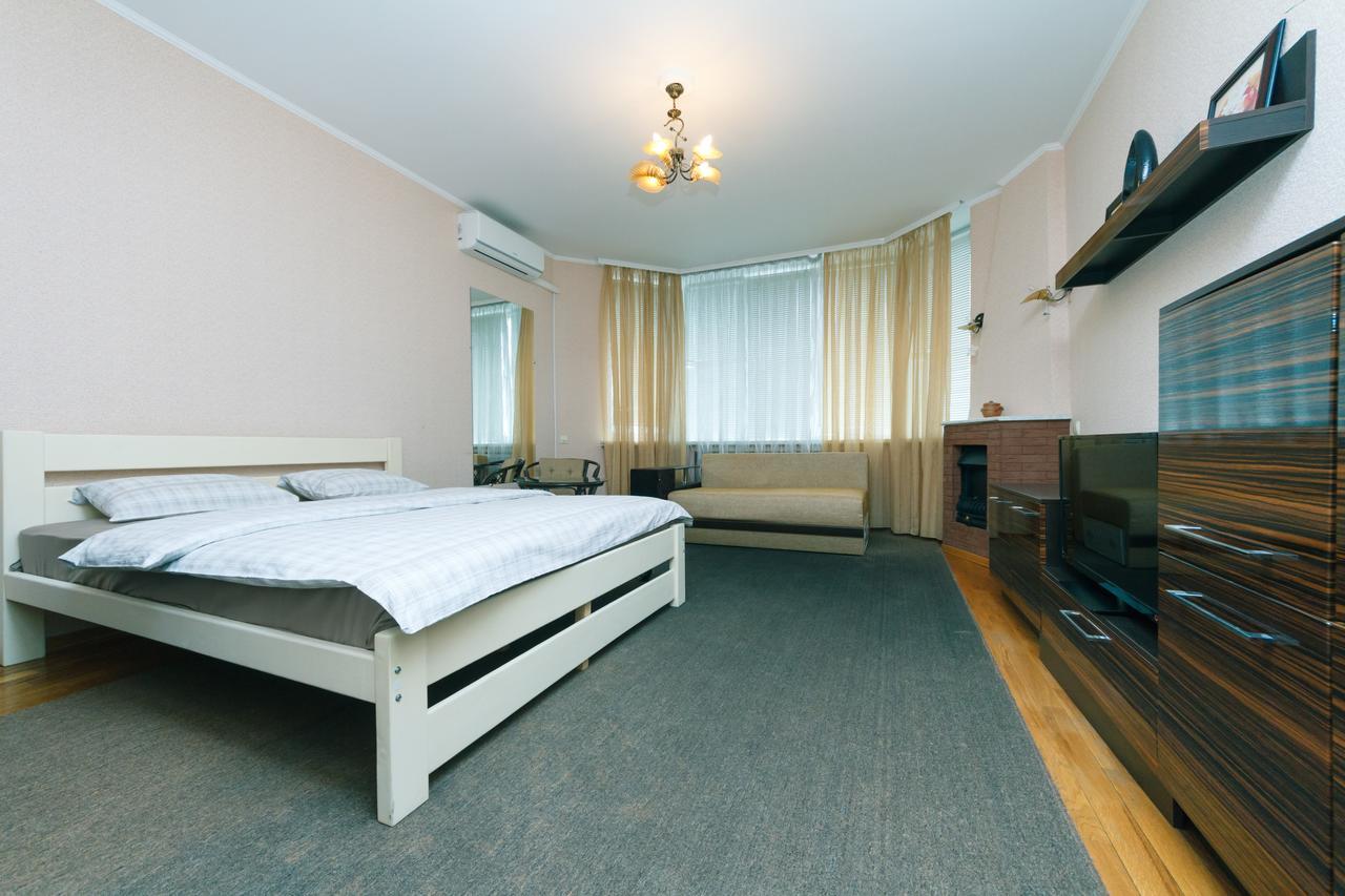 Apartment Poznyaky-Bazhana Kiev Luaran gambar