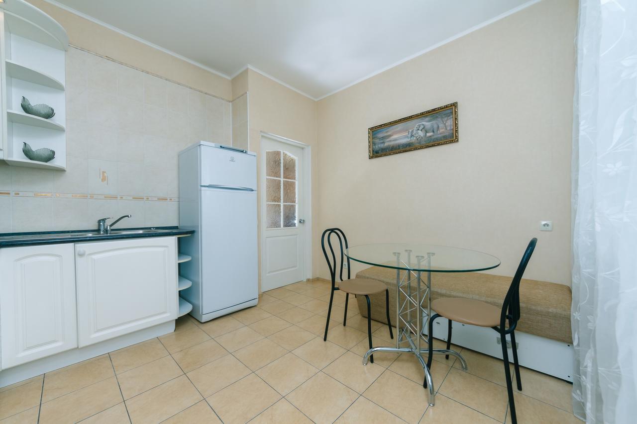 Apartment Poznyaky-Bazhana Kiev Luaran gambar